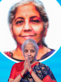 उद्योग जगत केवल विस्तार नहीं, मजबूती और बेहतर संचालन पर भी ध्यान दे: सीतारमण