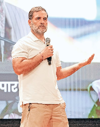 भाजपा ने कांग्रेस पर 'सत्ता परिवर्तन की साजिश' का आरोप लगाया, राहुल गांधी को 'गद्दार' कहा